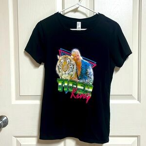 Tiger king by District Tee Shirt Size Medium
